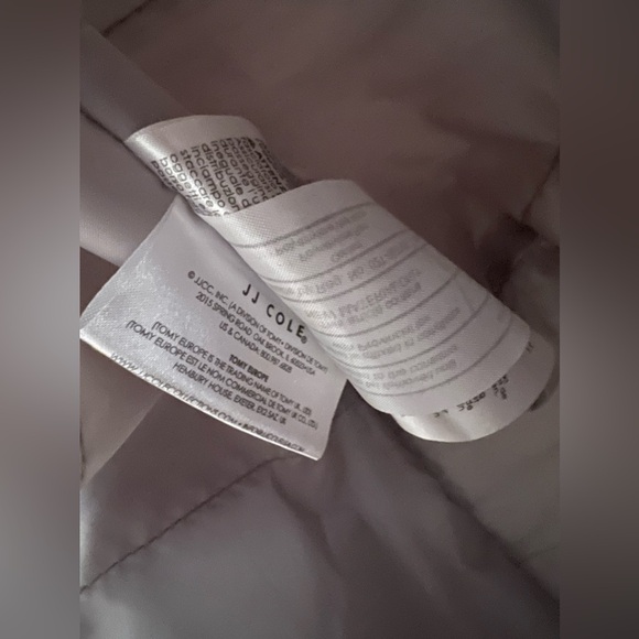 Jj Cole Diaper Bag with Strap and Diaper pad - Picture 10 of 16